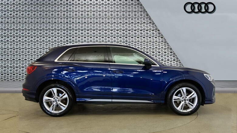 Audi Q3 35 TFSI S Line 5dr S Tronic Petrol Estate